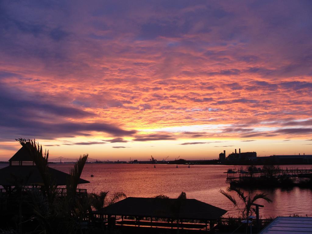 Waterfront Inn Phl Airport Essington Buitenkant foto