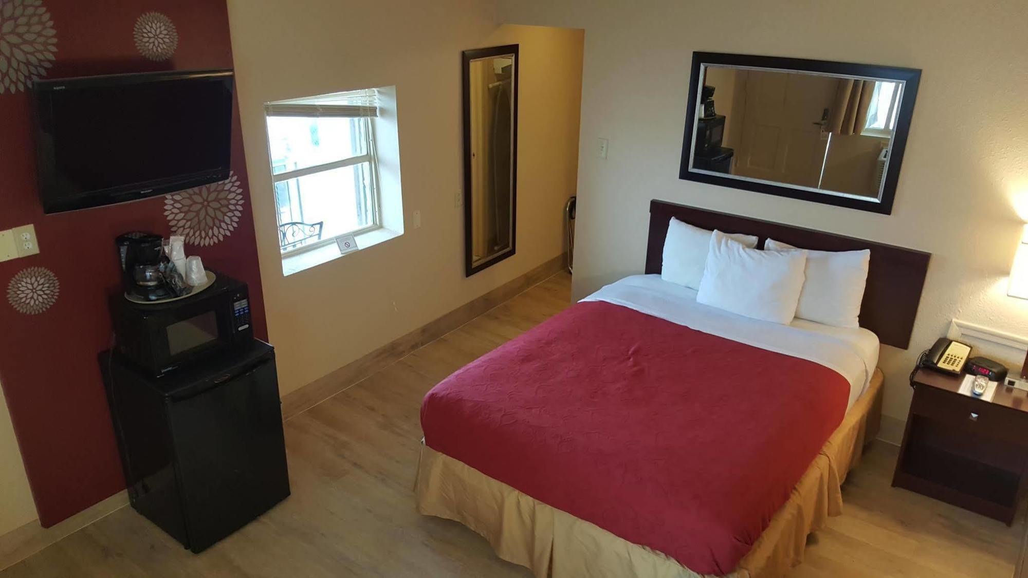 Waterfront Inn Phl Airport Essington Buitenkant foto